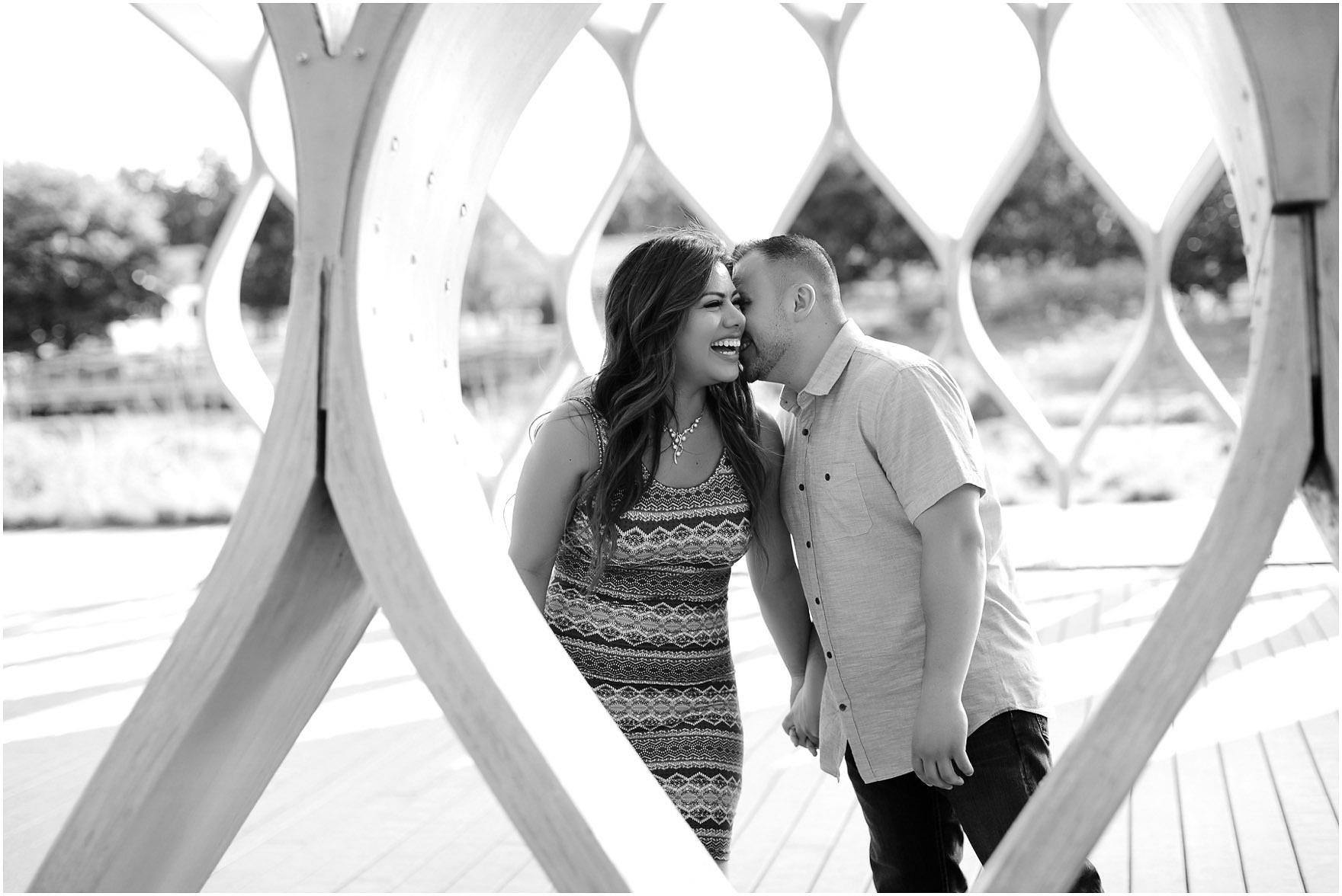 LincolnParkZooEngagementPhotosLincolnParkEngagementPhotosHoneycombEngagementChicagoEngagementPhotographer__0013